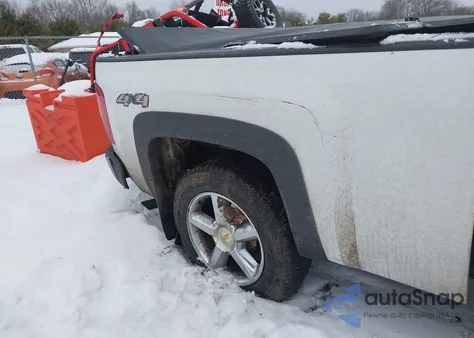 2008 Chevrolet Silverado 1500 Lt1 z USA, uszkodzony, nr VIN 2GCEK19J281218426
